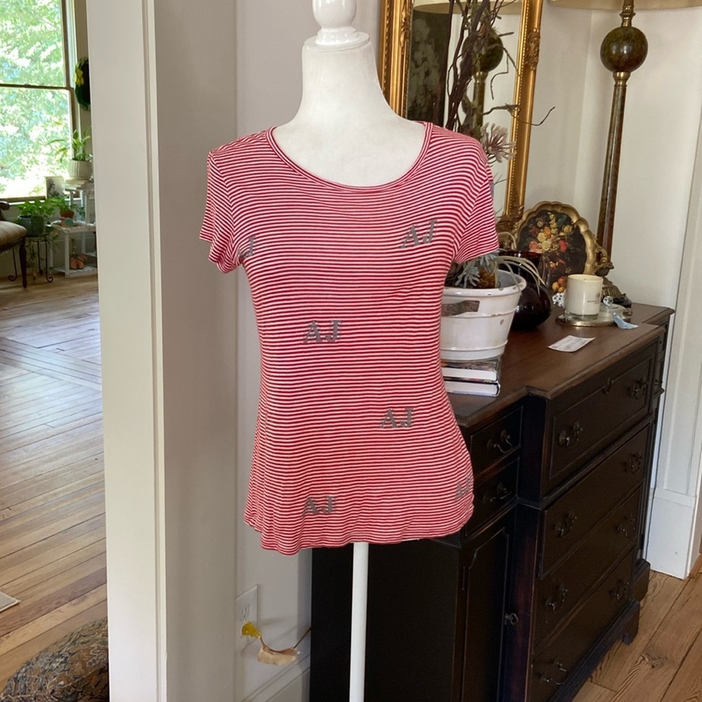 Armani Jeans t-shirt size Large!